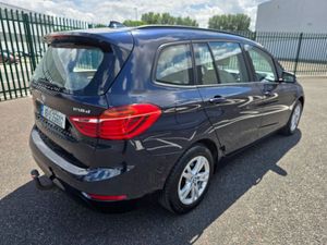 BMW 2 Series 2.0 Diesel  SE Model  Automatic  Low - Image 4