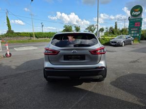 Nissan QASHQAI 1.3 SV Premium My19 4DR - Image 3