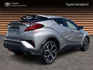 Toyota C-HR Hybrid Sport // Rear Camera // Blueto - Image 2