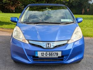 Honda Fit 1.3 AUTOMATIC PETROL HYBRID - Image 2