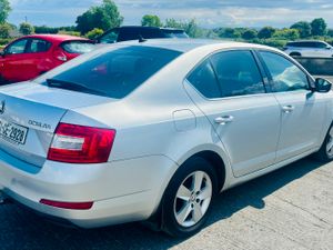 2017 SKODA OCTAVIA 2.0L Diesel - Image 4