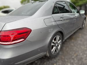 Mercedes E-Class 220CDI ELEGANCE SPORT 170BHP - Image 4