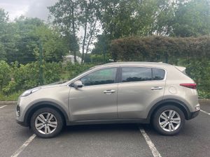 Kia Sportage 2016 , half leather - Image 2
