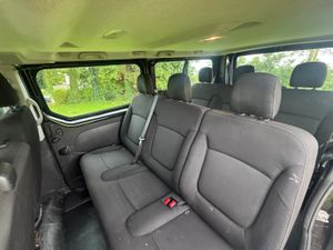 Renault Trafic 2019 9 seater - Image 4