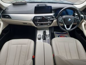 BMW 5 Series 520d SE Auto - Image 4