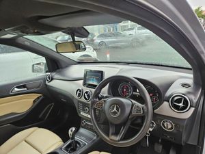 Mercedes-Benz B-Class B 180 D Style 5DR - Image 4