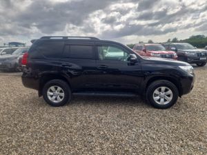 Toyota Land Cruiser GX LWB Auto - Image 3