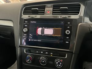 Volkswagen Golf 1.6 TDI SE NAV Bluemotion 115PS 5 - Image 3