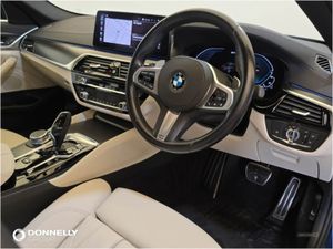 BMW 5 Series 530e M Sport 4dr Auto - Image 4