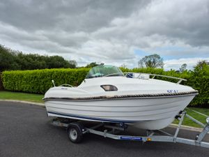 Sports Yacht - Image 4