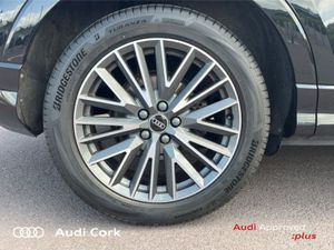 Audi Q3 35tdi 150BHP S-line Automatic - Image 4