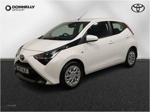Toyota AYGO 1.0 Vvt-i X-play TSS 5dr - Image 3
