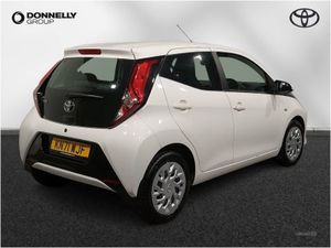Toyota AYGO 1.0 Vvt-i X-play TSS 5dr - Image 4
