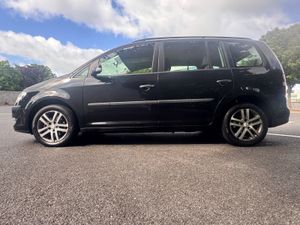 Volkswagen Touran 2008 - Image 4