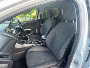 Ford Focus 2018 1.5 diesel low km - Image 4
