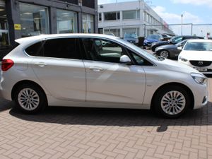 BMW 218D SE LUXURY 5DR ESTATE AUTOMATIC - Image 3