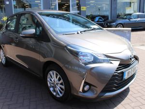 TOYOTA YARIS 1.0 LUNA 5DR HATCHBACK ONLY 25,000KMS - Image 2