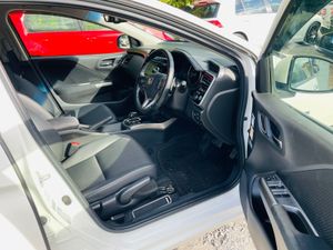 Honda Grace 2017 Exclusive Facelift Model - Image 4