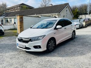 Honda Grace 2017 Exclusive Facelift Model - Image 3