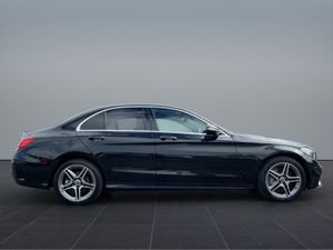 Mercedes-Benz C-Class 300 AMG LINE EDITION DE - Image 3