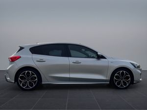 Ford Focus ST-LINE X TDCI Diesel - Image 4