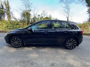 211 VW GOLF 2.0 TDI 115BHP STYLE €118 P/W - Image 3