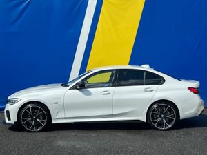 BMW 3-Series 330e M-SPORT COMPETITION PACK 2.0 HYB - Image 3