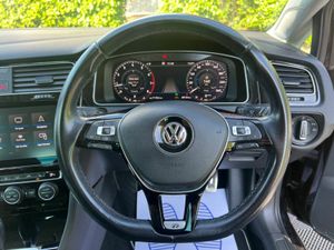 Volkswagen Golf HIGHLINE 1.4 TSI // LEATHER HEATED - Image 4
