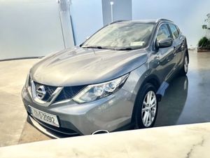 Nissan Qashqai 1.2 PET SV CVT Automatic low mileag - Image 3