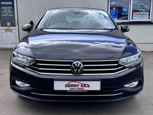 Volkswagen Passat Business 2.0 TDI Manual 6speed - Image 2