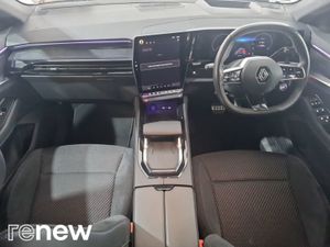 Renault Austral Iconic Esprit Alpine E-tech Hybrid - Image 2