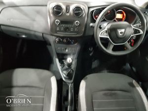 Dacia Sandero Stepway TCe 90 S S Stepway Alternat - Image 2