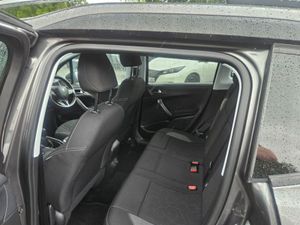 Peugeot 2008 Active 1.6 Blue HDI 75 4DR - Image 3