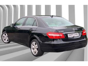 Mercedes-Benz E-Class 200 CDI Blue Efficiency ECO - Image 3