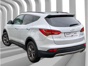 Hyundai Santa Fe 2WD Comfort Commercial 5DR - Image 3