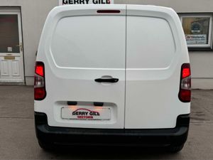 Citroen Berlingo LX 1.5 Bluehdi 75bhp 650KG - Image 4