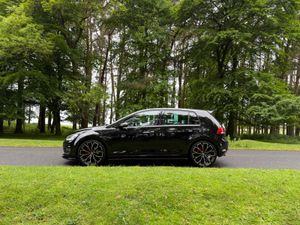 Volkswagen Golf  Highline TDI - Image 4