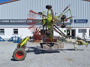 2021 CLAAS 2700 RAKE - Image 2