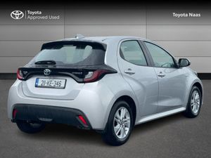 Toyota Yaris Hybrid Luna - Image 2