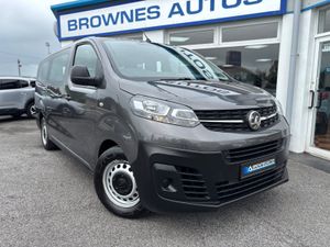2022 Vauxhall Vivaro 9 Seater family car - Image 4