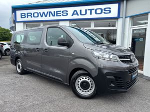 2022 Vauxhall Vivaro 9 Seater family car - Image 3