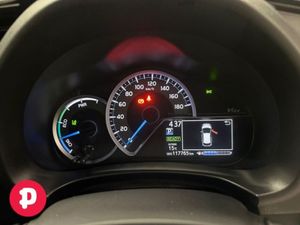 Toyota Vitz Hybrid F Auto - Straight Sale Discoun - Image 4