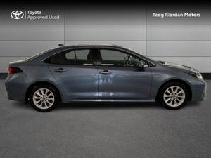 Toyota Corolla Luna Saloo Hybrid 4DR Auto - Image 3
