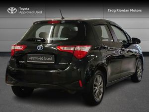 Toyota Yaris Hybrid 5DR Luna - Image 2