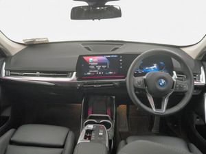 BMW iX1 Edrive20 Xline - Image 4