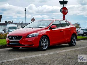 Volvo V40 Automatic - Image 2
