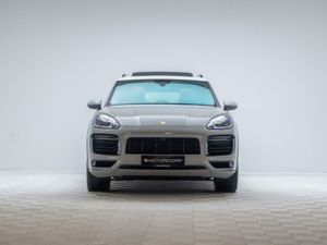 Porsche Cayenne Platinum Edition 3.0 V6 E-hybrid - Image 2