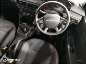 Dacia Sandero 1.0 Tce Essential 5dr - Image 4