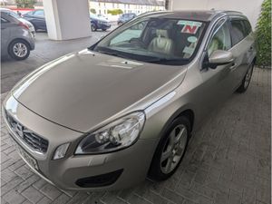 Volvo V60 1.6 T4 DBA-FB4164T - Image 3