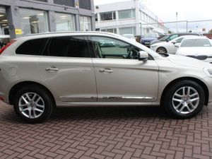 VOLVO XC60 2.0D4 SE LUXURY PLUS 5DR ESTATE AUTO - Image 3